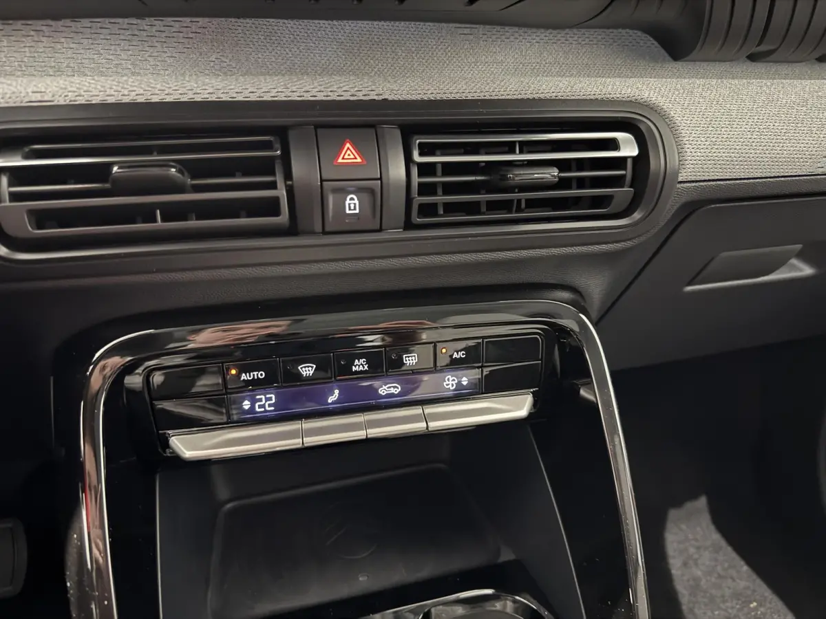 Max 113pk Extended Range 54 kWh l Camera l Nai l Apple carplay & Android auto l DEMO MODEL!! BEL VOR ACTUELE KM-STAND