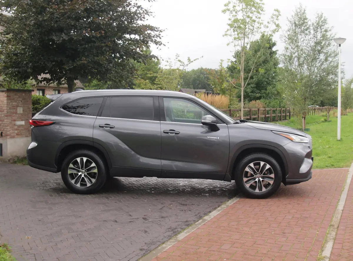 2.5 AWD Hybrid Business | 7 Persoons | Camera | Trekhaak | Apple Carplay | ACC | NL-Auto |