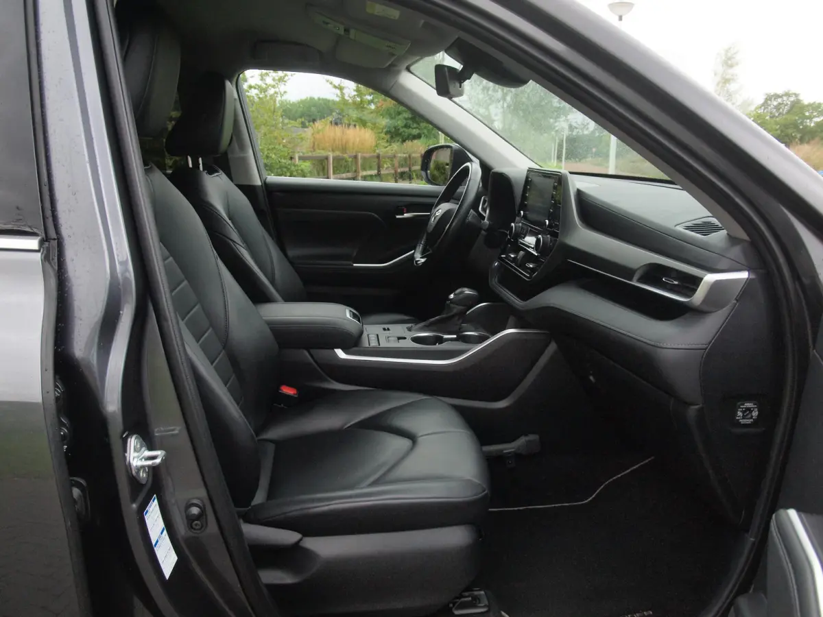 2.5 AWD Hybrid Business | 7 Persoons | Camera | Trekhaak | Apple Carplay | ACC | NL-Auto |