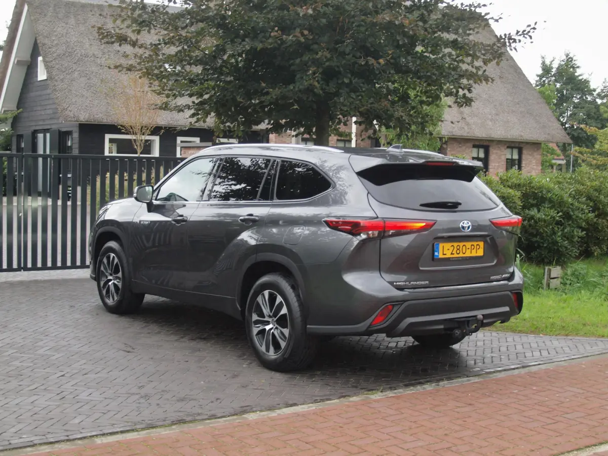 2.5 AWD Hybrid Business | 7 Persoons | Camera | Trekhaak | Apple Carplay | ACC | NL-Auto |