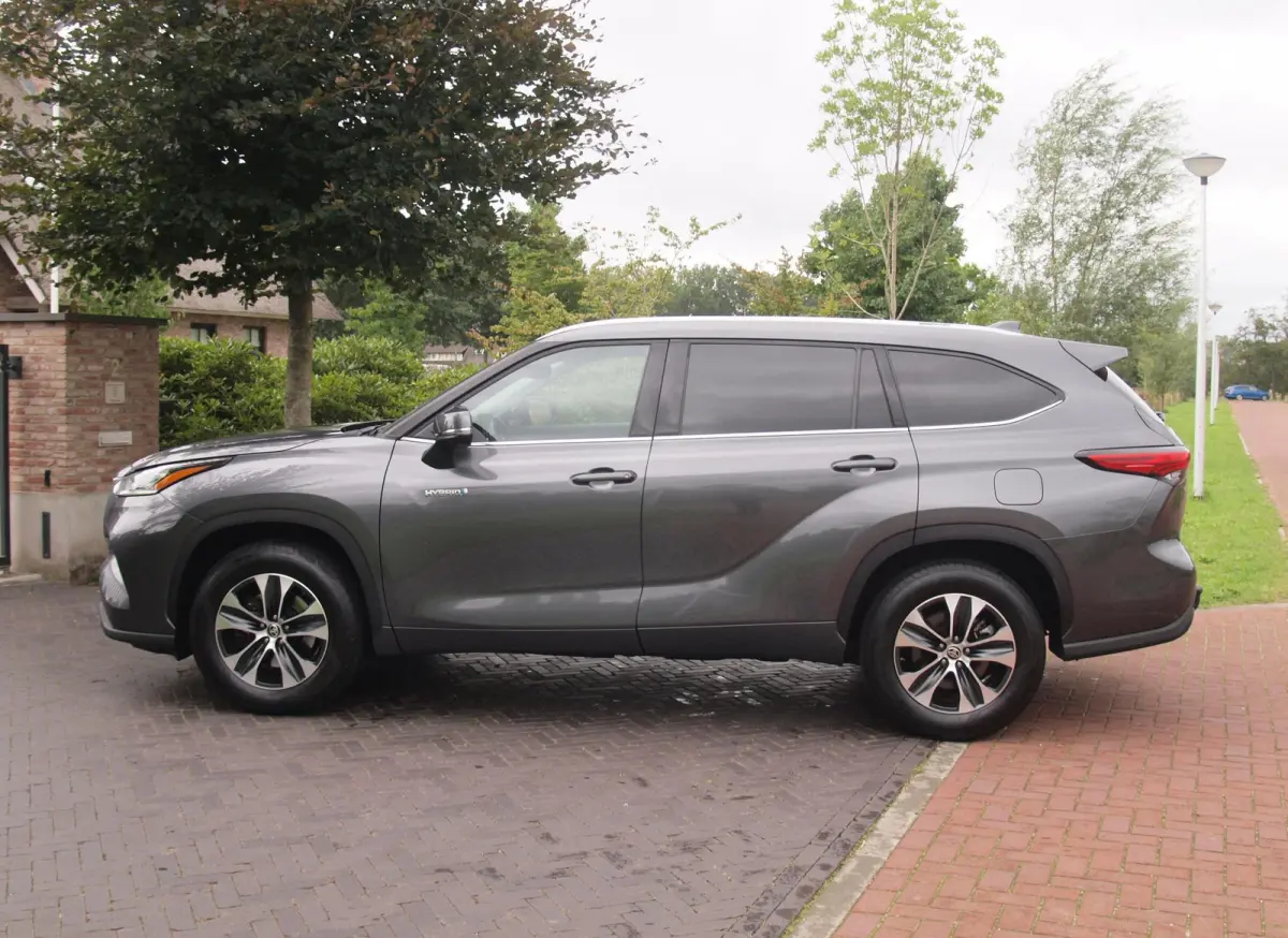 2.5 AWD Hybrid Business | 7 Persoons | Camera | Trekhaak | Apple Carplay | ACC | NL-Auto |