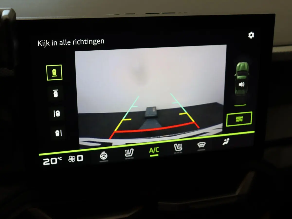 hybrid 155pk Journey | Stoel- en stuurwielverwarming | Voorruitverwarming | 360 graden camera |