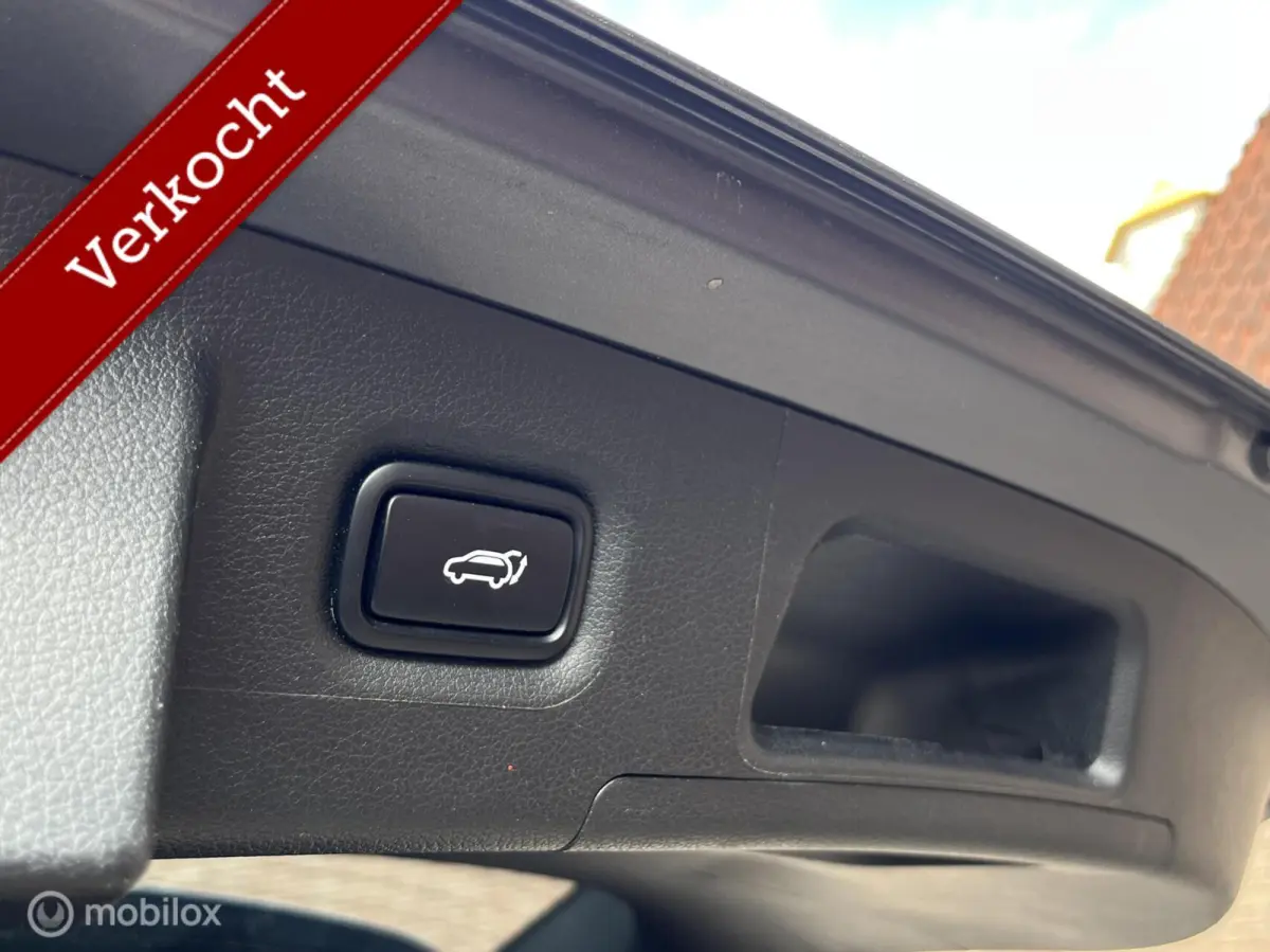 PHEV Premium PlusSky 7p/ Full Option/All-In