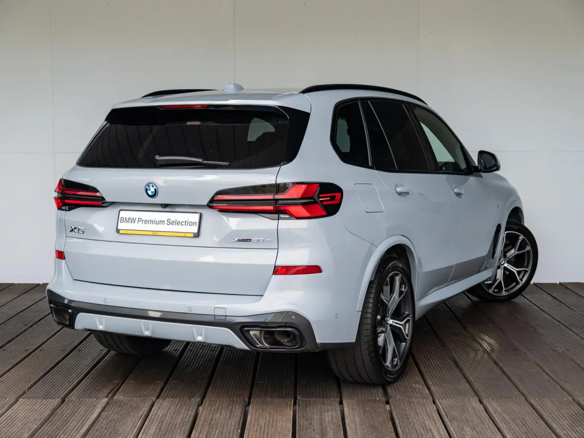 xDrive50e | SoH 100% | M Sportpakket Pro | Innovation Pack | Comfort Access | Soft-Close | Sky Lounge | Stoelventilatie | Massagefunctie | Harman Kardon | Trekhaak