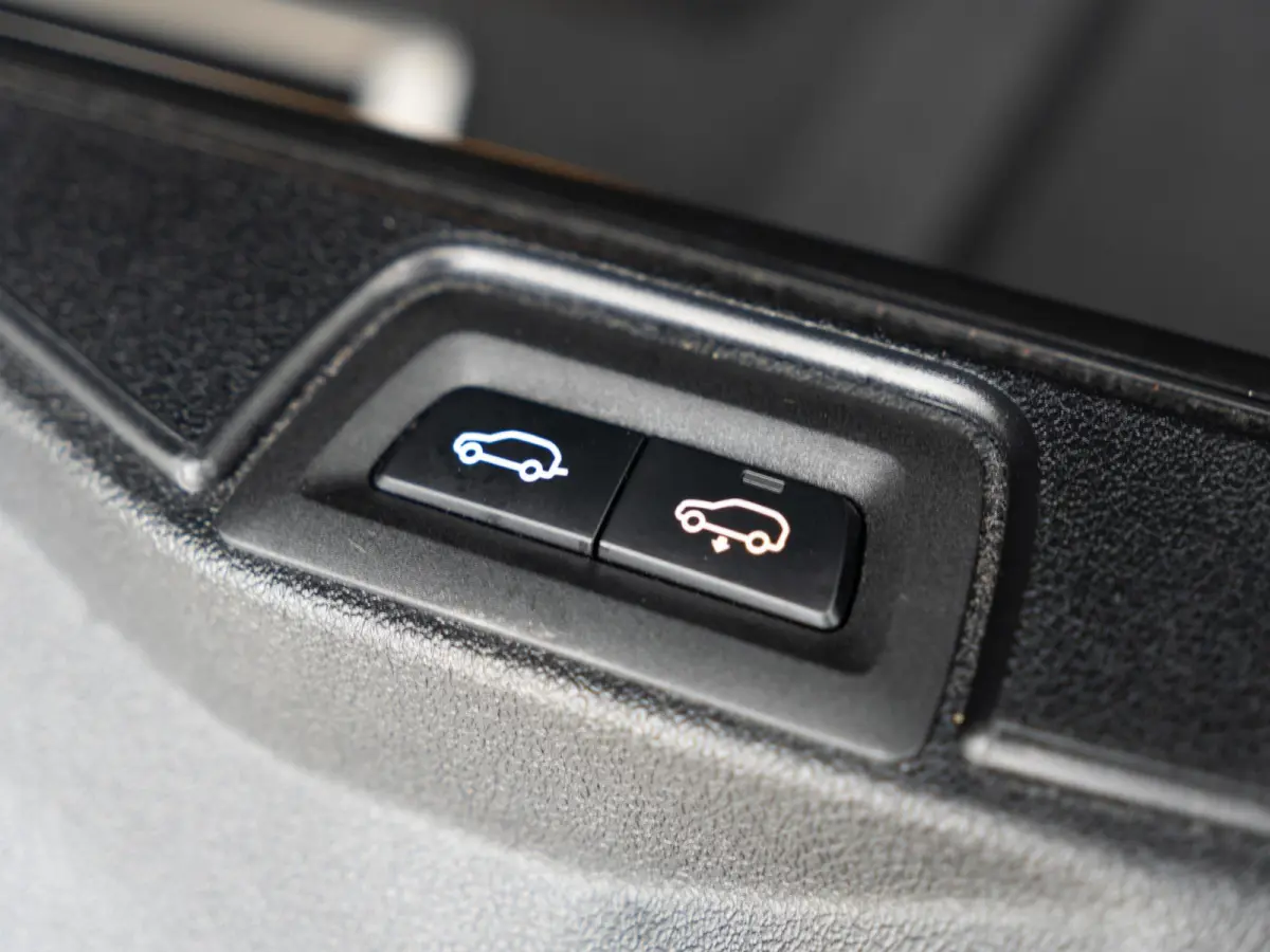 xDrive50e | SoH 100% | M Sportpakket Pro | Innovation Pack | Comfort Access | Soft-Close | Sky Lounge | Stoelventilatie | Massagefunctie | Harman Kardon | Trekhaak