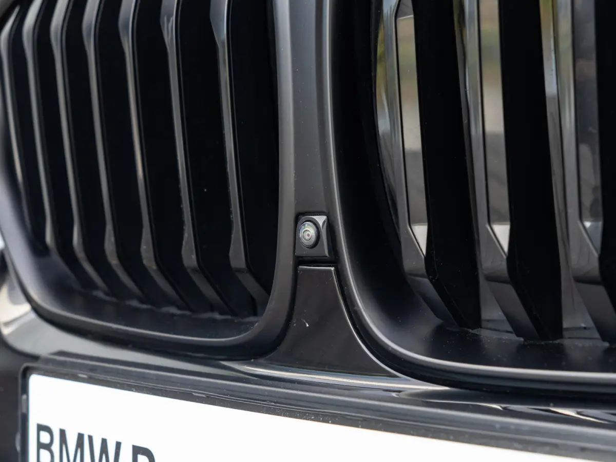 xDrive50e | SoH 100% | M Sportpakket Pro | Innovation Pack | Comfort Access | Soft-Close | Sky Lounge | Stoelventilatie | Massagefunctie | Harman Kardon | Trekhaak