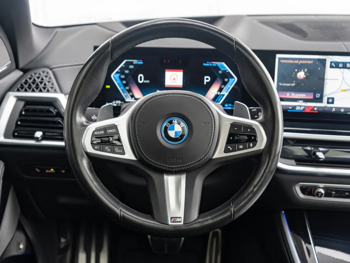xDrive50e | SoH 100% | M Sportpakket Pro | Innovation Pack | Comfort Access | Soft-Close | Sky Lounge | Stoelventilatie | Massagefunctie | Harman Kardon | Trekhaak