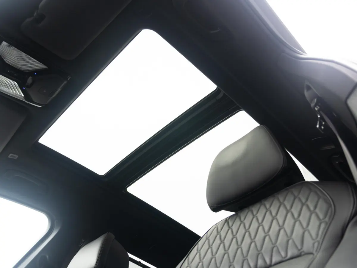 xDrive50e | SoH 100% | M Sportpakket Pro | Innovation Pack | Comfort Access | Soft-Close | Sky Lounge | Stoelventilatie | Massagefunctie | Harman Kardon | Trekhaak