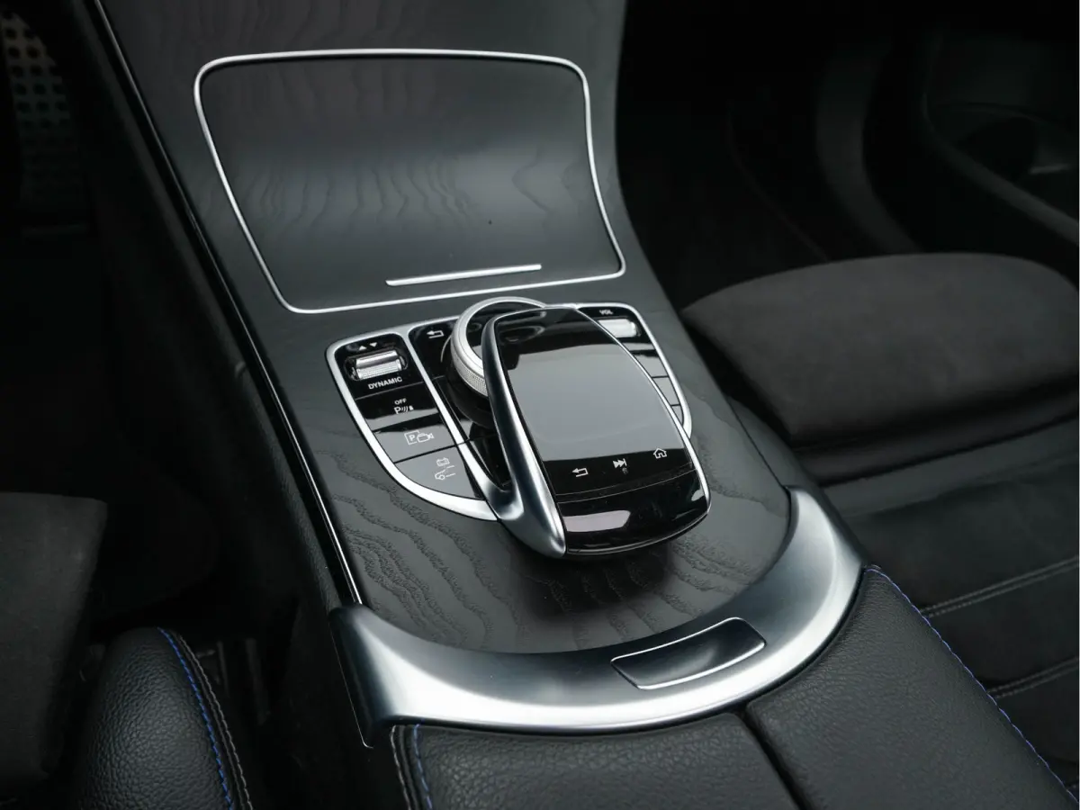 300 e AMG-Styling Business Solution Limited Night-Pack (Plug-in) {SoH-94%} (INCL-BTW) Aut. *PANO | LEATHER-MICROFIBRE | MULTIBEAM-LED | TOPVIEW | DIGI-COCKPIT | BLINDSPOT | HEATED-SPORTSEATS