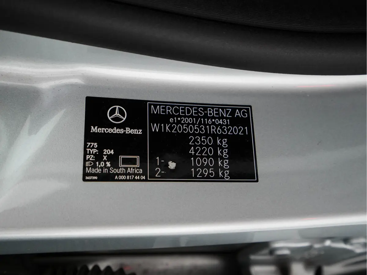 300 e AMG-Styling Business Solution Limited Night-Pack (Plug-in) {SoH-94%} (INCL-BTW) Aut. *PANO | LEATHER-MICROFIBRE | MULTIBEAM-LED | TOPVIEW | DIGI-COCKPIT | BLINDSPOT | HEATED-SPORTSEATS