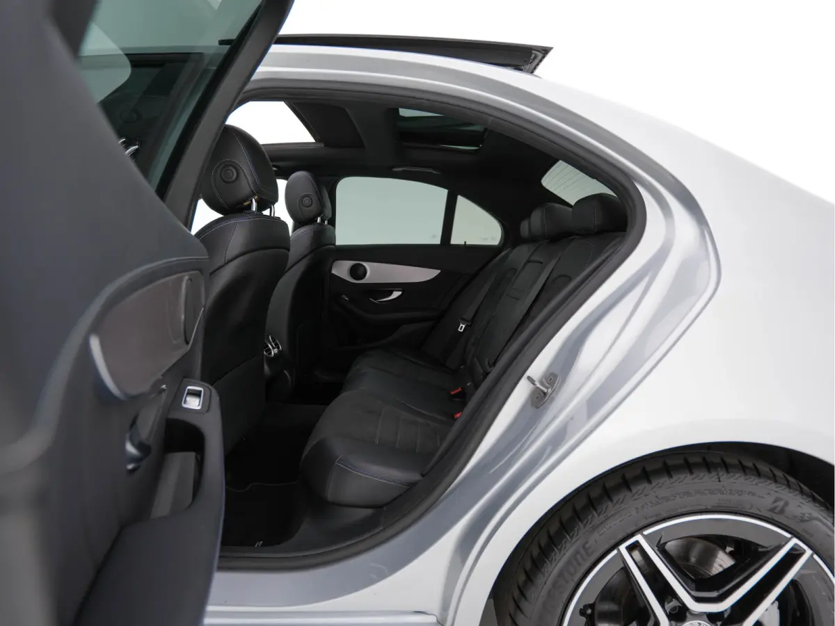 300 e AMG-Styling Business Solution Limited Night-Pack (Plug-in) {SoH-94%} (INCL-BTW) Aut. *PANO | LEATHER-MICROFIBRE | MULTIBEAM-LED | TOPVIEW | DIGI-COCKPIT | BLINDSPOT | HEATED-SPORTSEATS