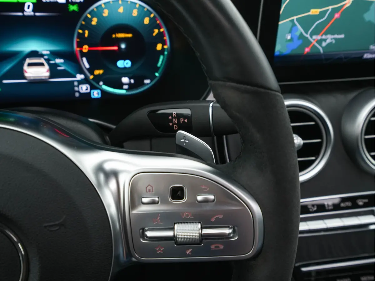 300 e AMG-Styling Business Solution Limited Night-Pack (Plug-in) {SoH-94%} (INCL-BTW) Aut. *PANO | LEATHER-MICROFIBRE | MULTIBEAM-LED | TOPVIEW | DIGI-COCKPIT | BLINDSPOT | HEATED-SPORTSEATS