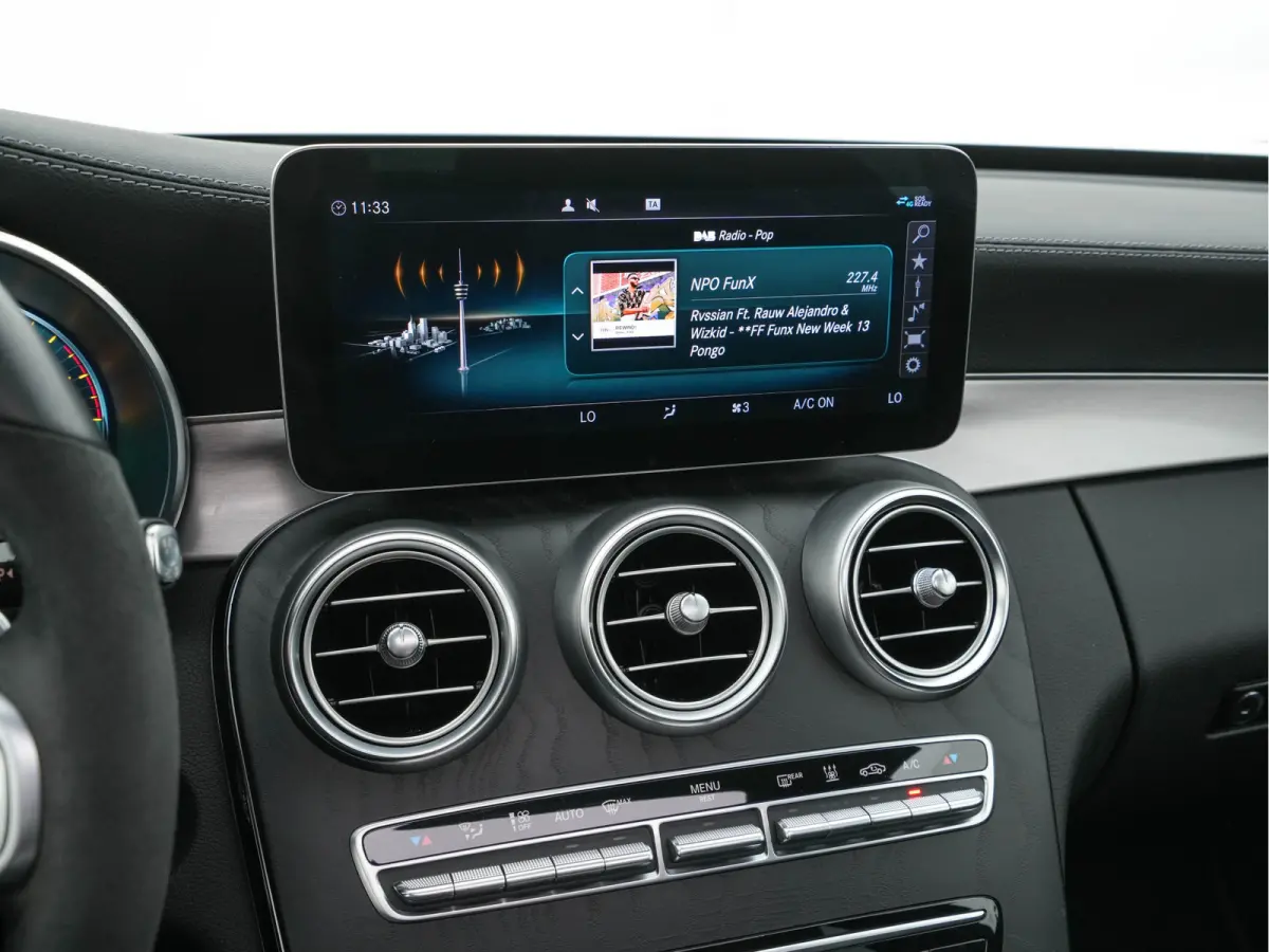 300 e AMG-Styling Business Solution Limited Night-Pack (Plug-in) {SoH-94%} (INCL-BTW) Aut. *PANO | LEATHER-MICROFIBRE | MULTIBEAM-LED | TOPVIEW | DIGI-COCKPIT | BLINDSPOT | HEATED-SPORTSEATS
