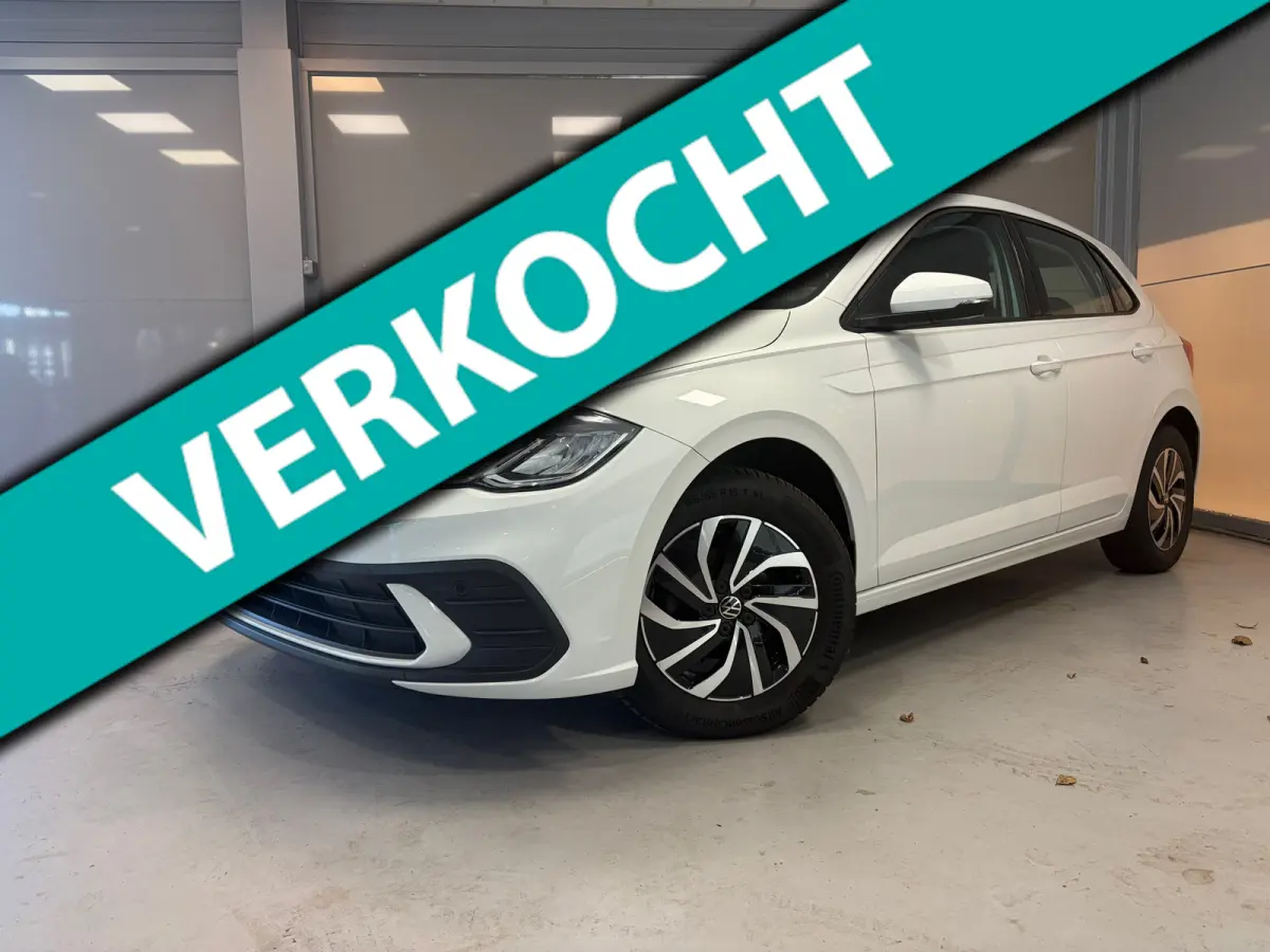 1.0 TSI Life Business | CLIMA | CAR PLAY | NAVI |