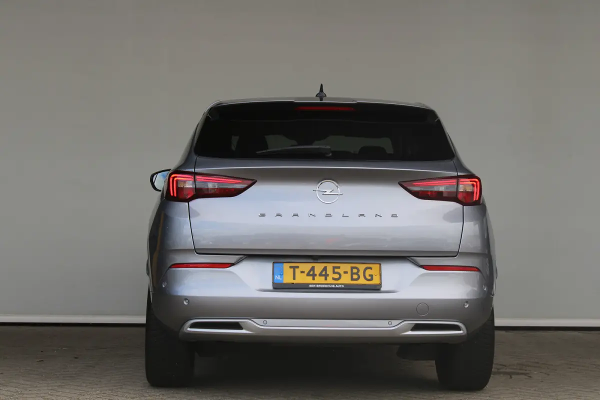 1.2 Turbo Level 3 | Camera | Cruise control | Apple Carplay/ Android Auto | AGR bestuurdersstoel |