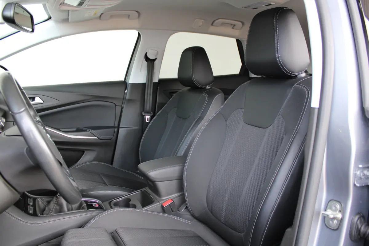 1.2 Turbo Level 3 | Camera | Cruise control | Apple Carplay/ Android Auto | AGR bestuurdersstoel |