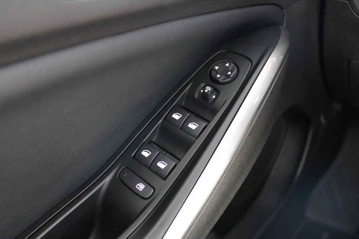 1.2 Turbo Level 3 | Camera | Cruise control | Apple Carplay/ Android Auto | AGR bestuurdersstoel |