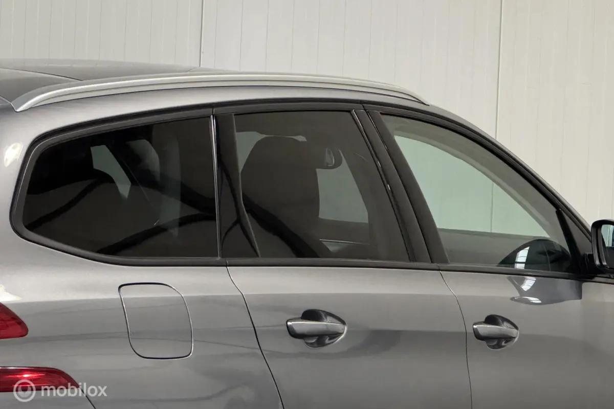 1.6 BlueHDI Blue Lease Exec. [ NAP facelift pano ]
