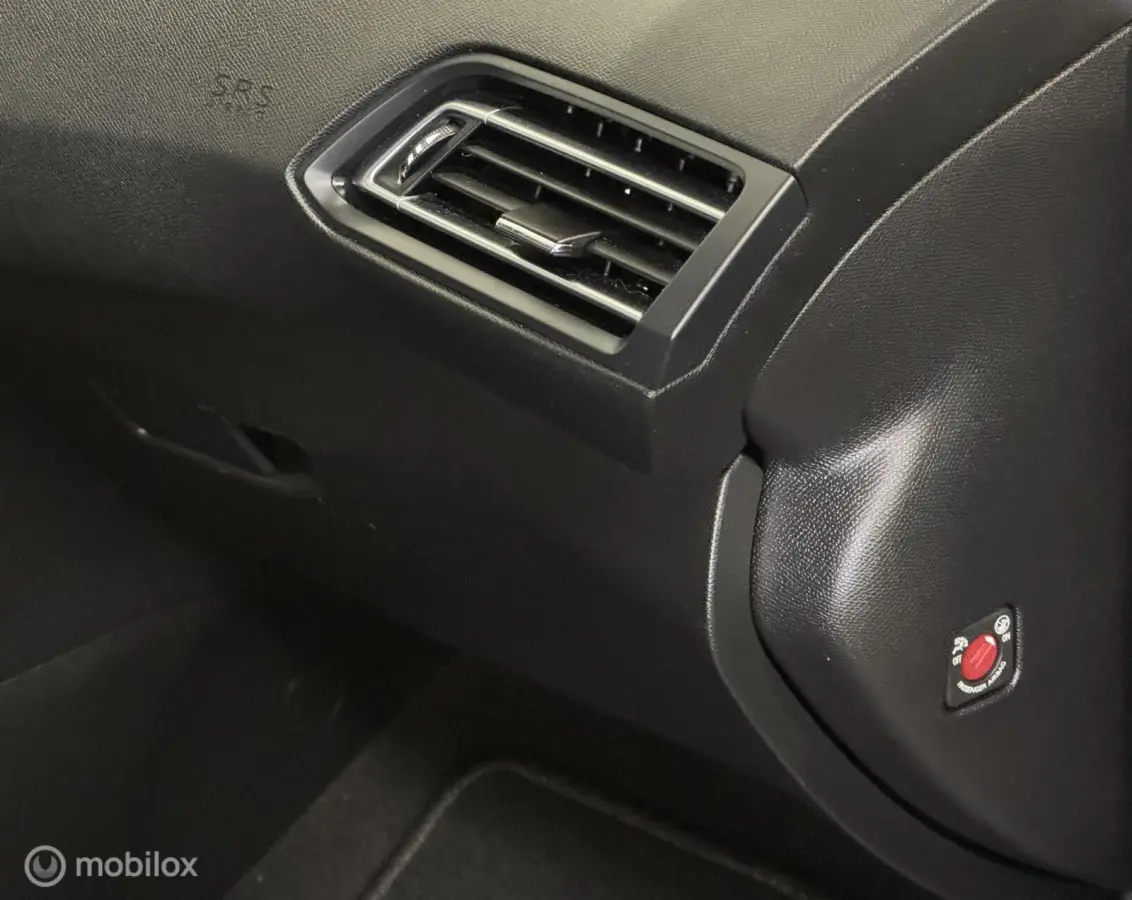 1.6 BlueHDI Blue Lease Exec. [ NAP facelift pano ]