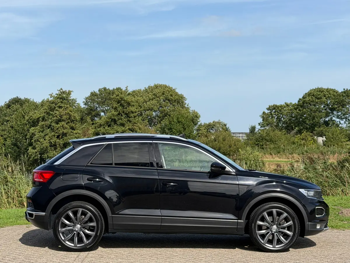 1.0 TSI Style - Deep Black Pearl - Panorama/Adaptive Cruise/Digital Cockpit