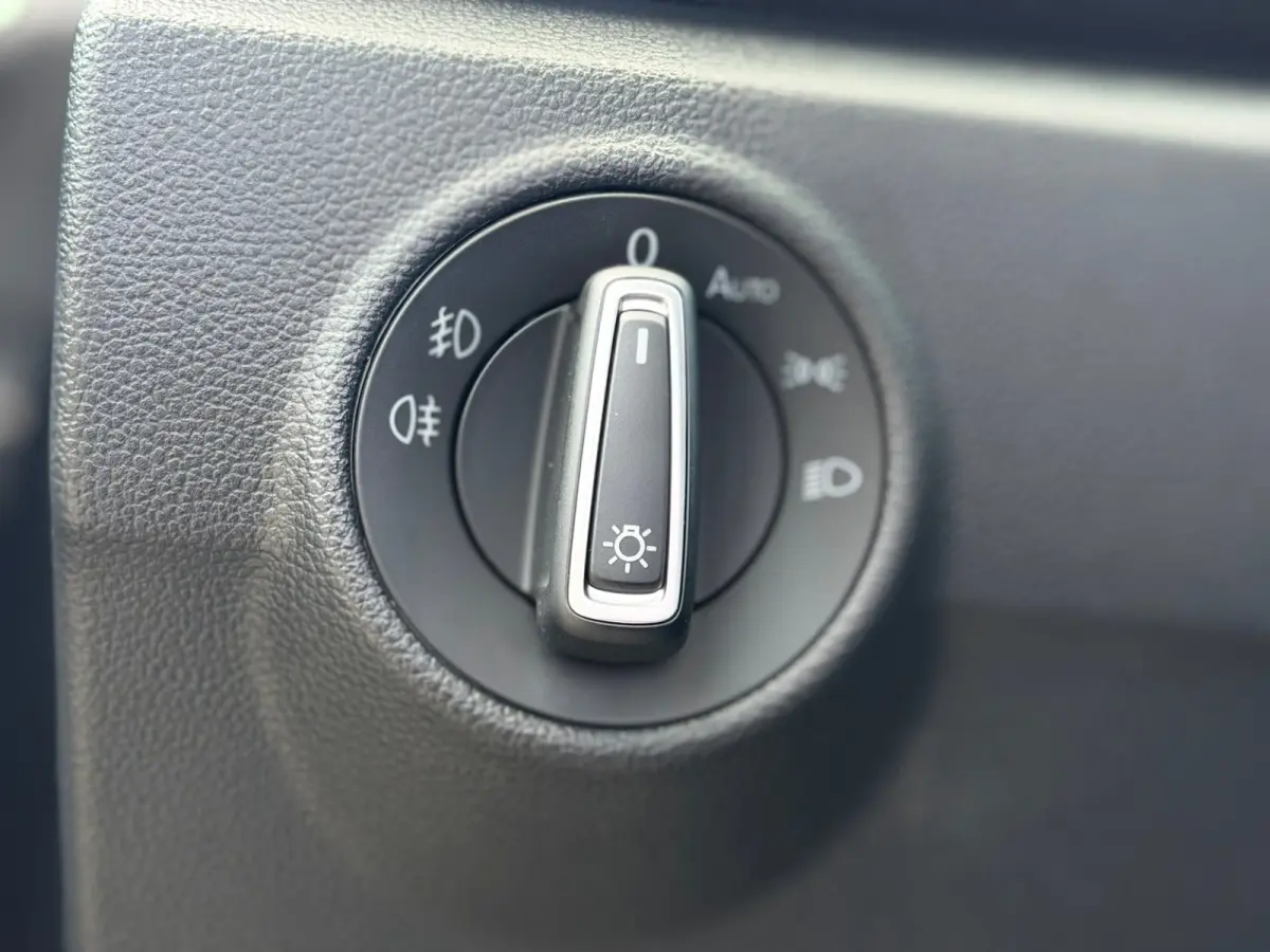 1.0 TSI Style - Deep Black Pearl - Panorama/Adaptive Cruise/Digital Cockpit