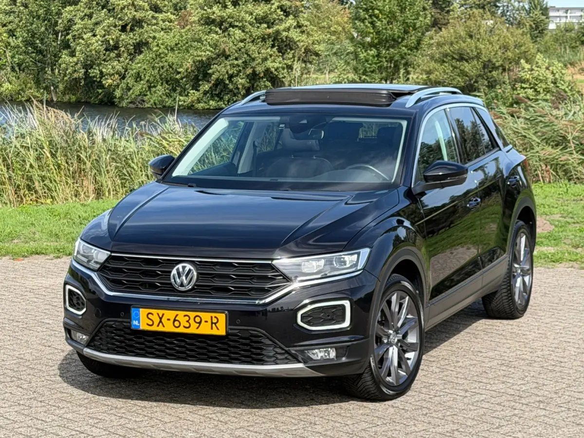 1.0 TSI Style - Deep Black Pearl - Panorama/Adaptive Cruise/Digital Cockpit