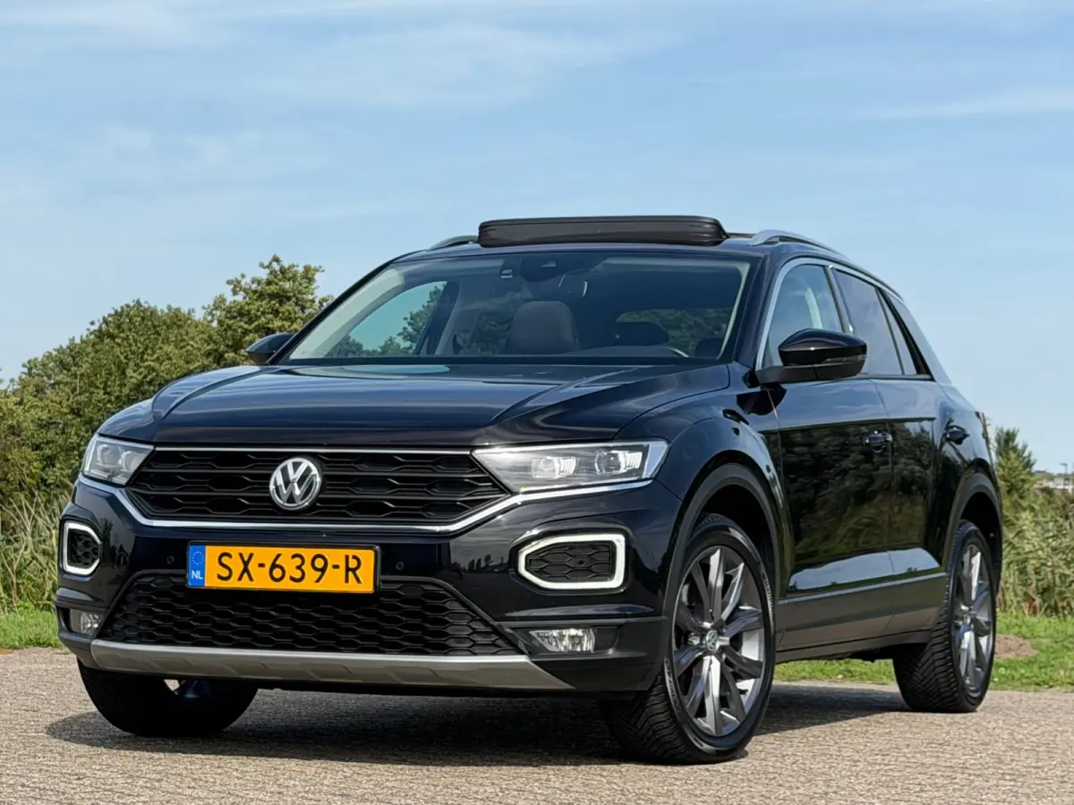 1.0 TSI Style - Deep Black Pearl - Panorama/Adaptive Cruise/Digital Cockpit