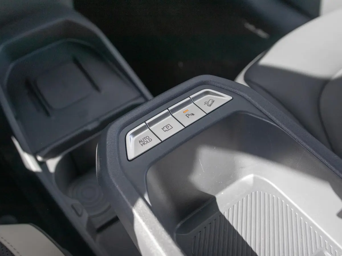 GT-Line Business Edition 81.4 kWh GT-line interieur en Exterieur l Stoel Stuurwielverwarming