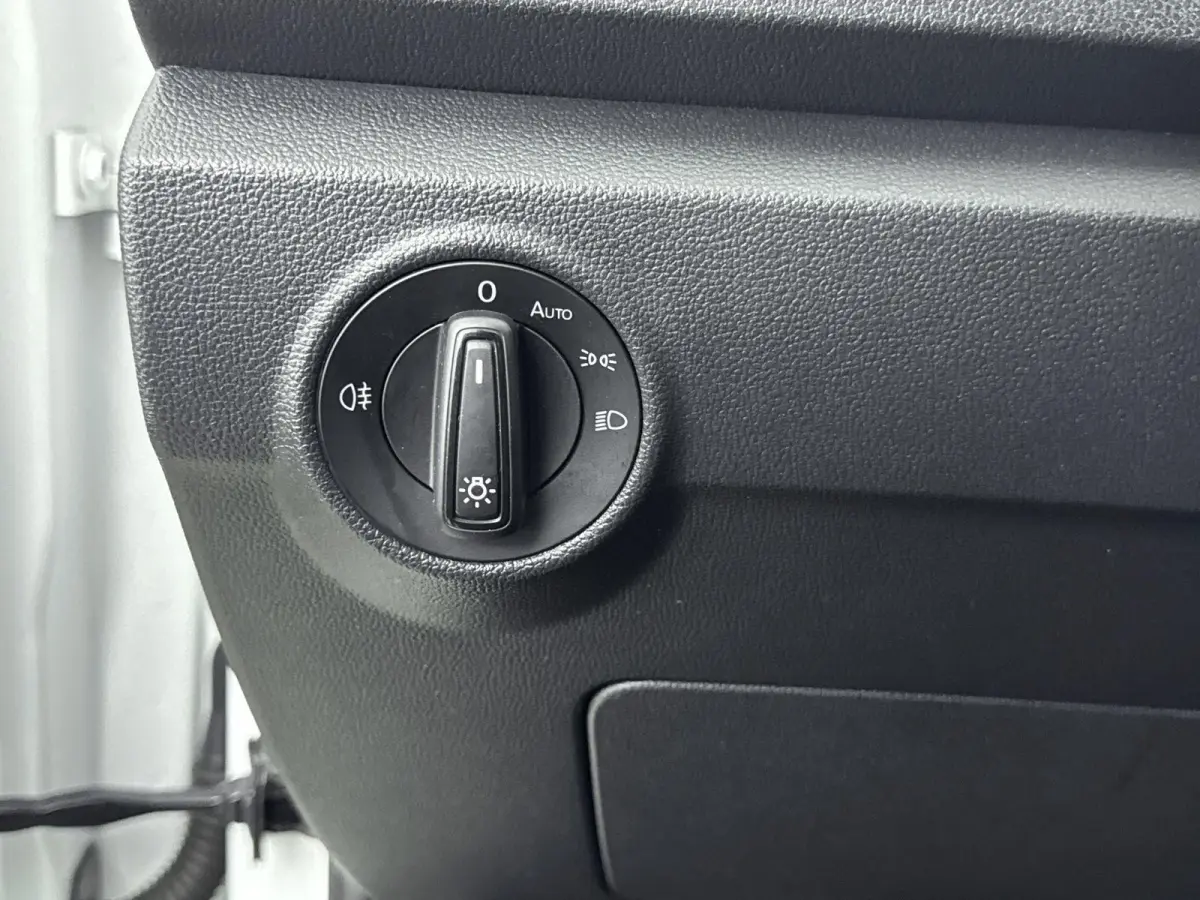 1.0 TSI Style | 1e EIGENAAR | STOELVERWARMING | ADAPTIEF CRUISECONTROL | PARKEERSENSOREN V+A | APPLE CARPLAY / ANDROID AUTO |