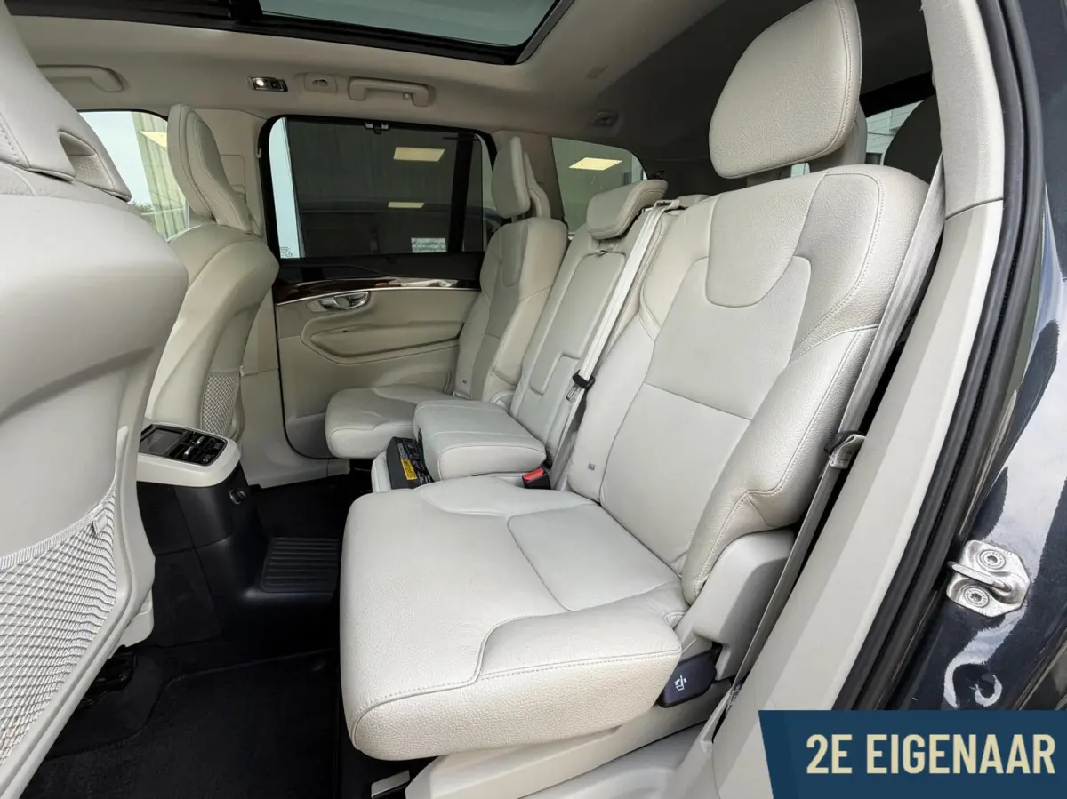 T8 Twin Engine AWD Inscription Trekhaak Head-up