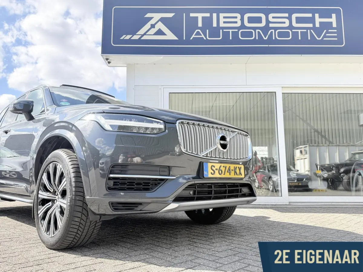 T8 Twin Engine AWD Inscription Trekhaak Head-up