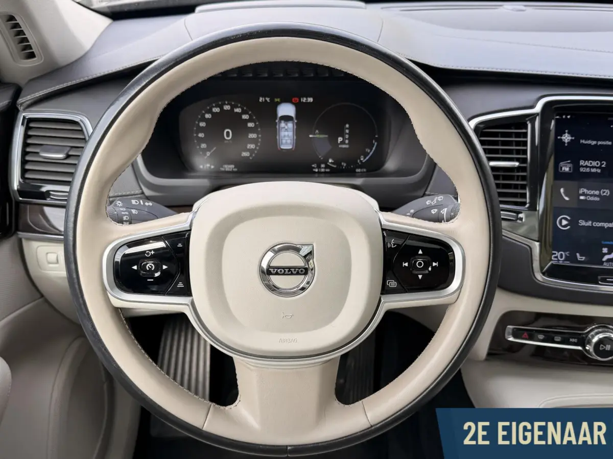 T8 Twin Engine AWD Inscription Trekhaak Head-up
