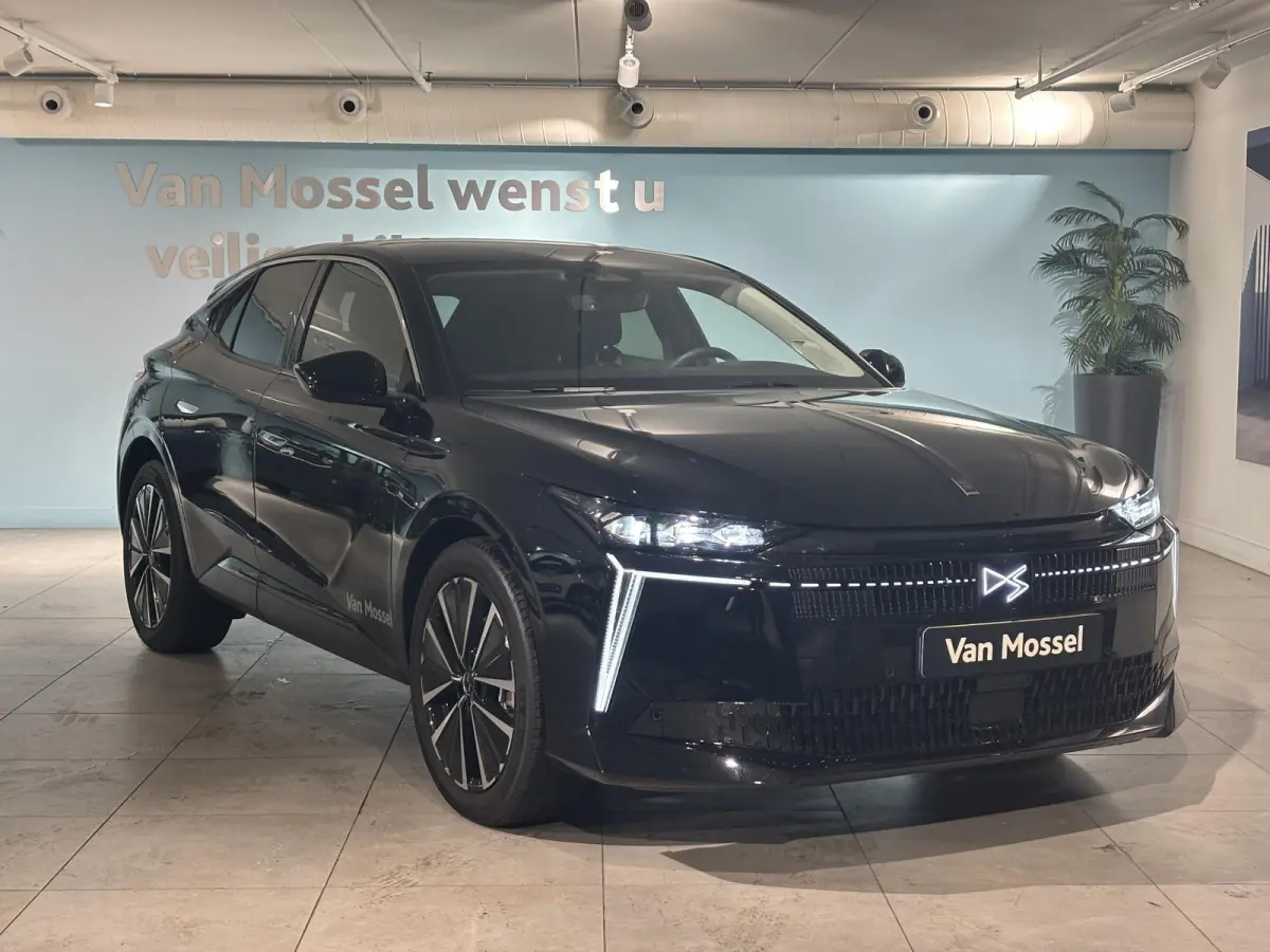 E-Tense Etoile 58.3 kWh | DEMO | Electrische stoelen | Head up Display|  Alcantara | 360 Vision | Elektrische achterklep