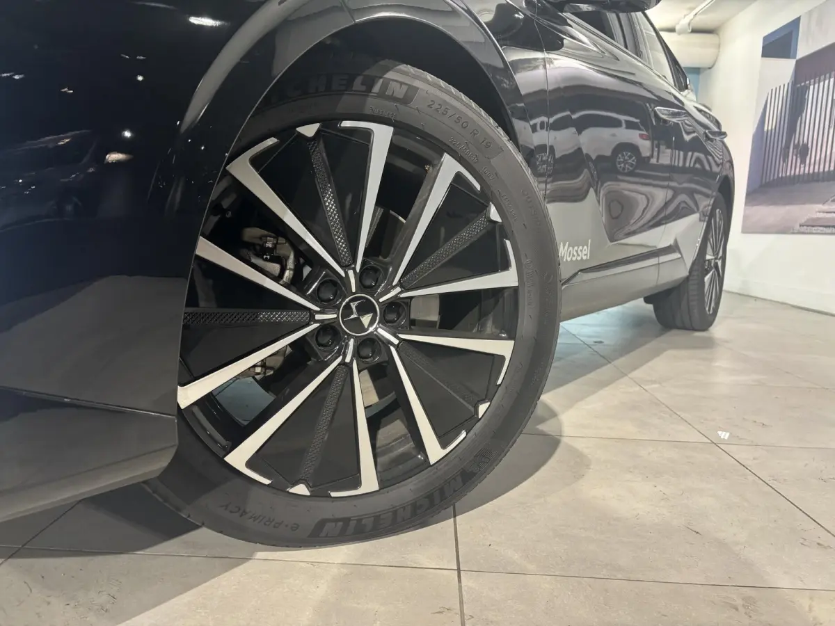 E-Tense Etoile 58.3 kWh | DEMO | Electrische stoelen | Head up Display|  Alcantara | 360 Vision | Elektrische achterklep