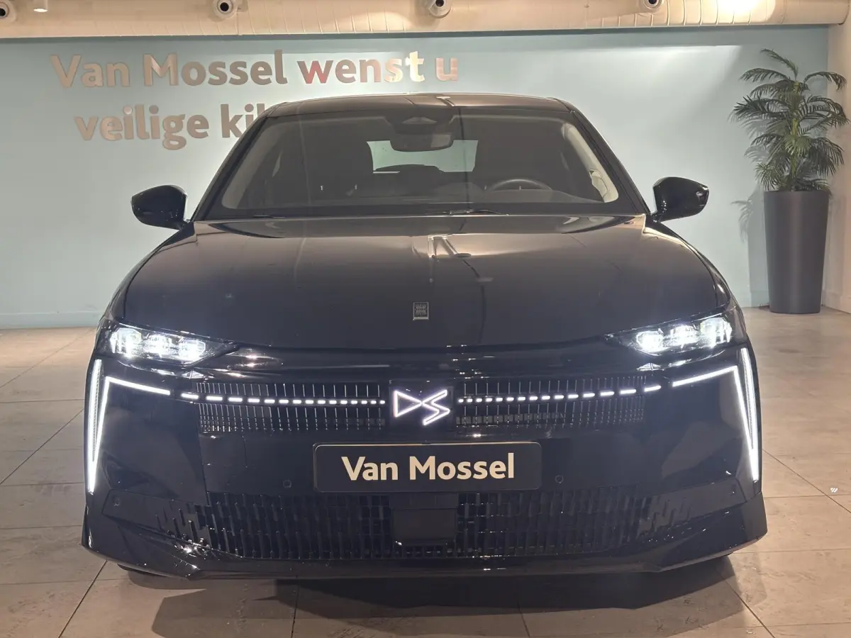 E-Tense Etoile 58.3 kWh | DEMO | Electrische stoelen | Head up Display|  Alcantara | 360 Vision | Elektrische achterklep