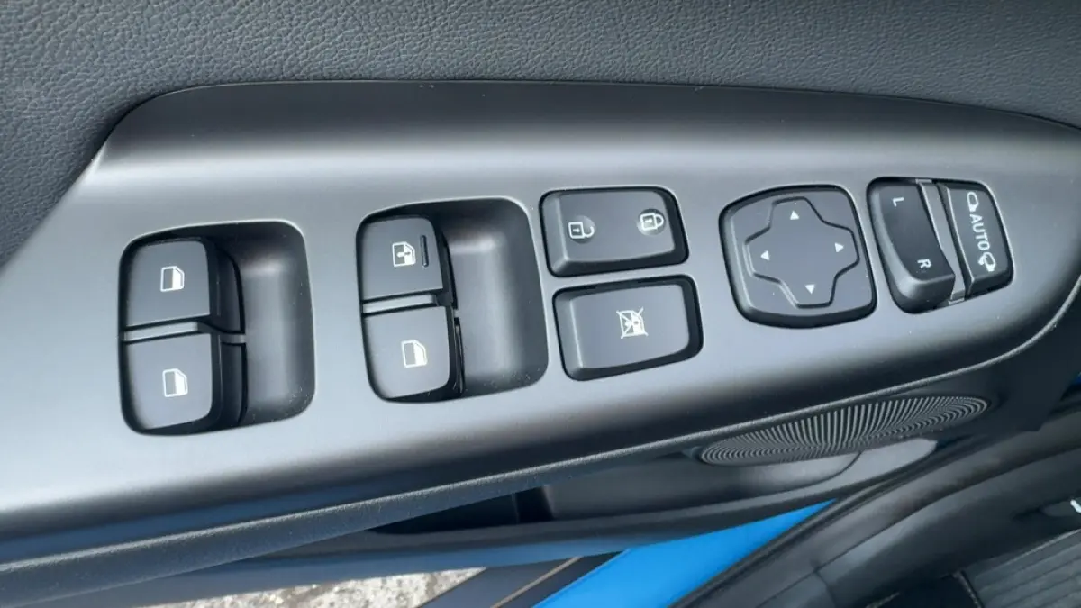 1.6 GDI HEV Premium Leder | Navigatie | Elektrische stoelverstelling