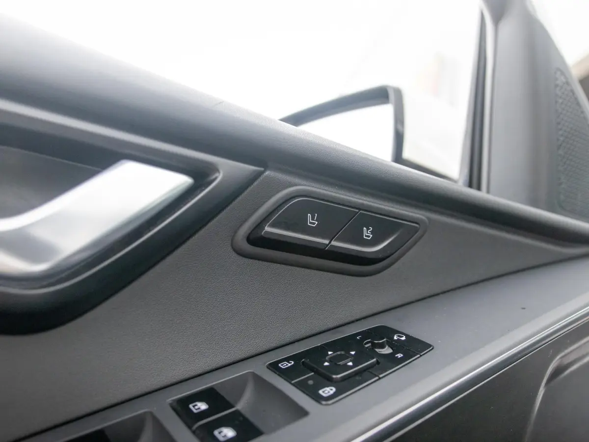 1.6 GDi Hybrid ExecutiveLine l Stoel verwarming en ventilatie l Harman Kardon l Schuifkantel dak l 100 % onderhouden