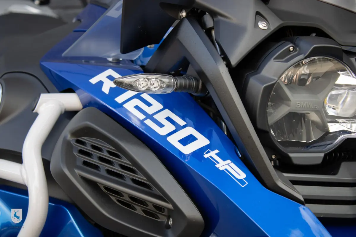 HP / Akrapovic / Super nette machine