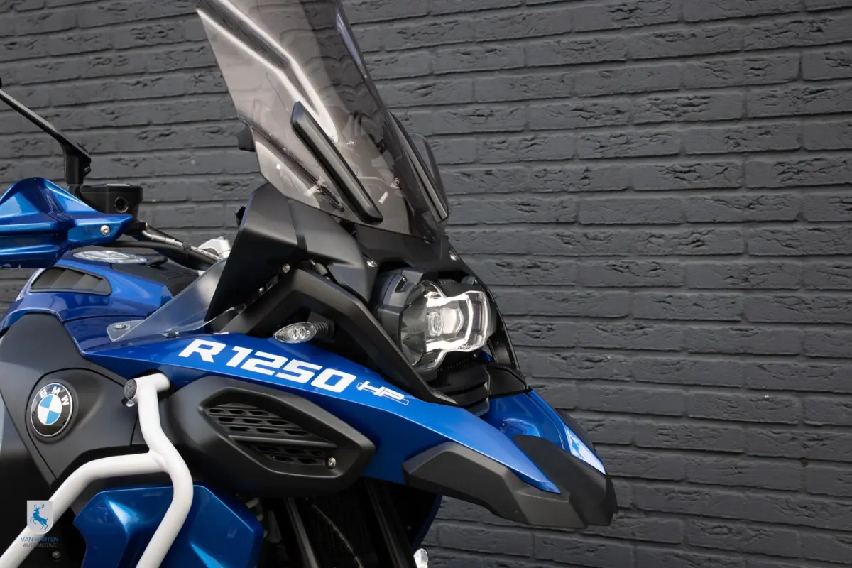 HP / Akrapovic / Super nette machine