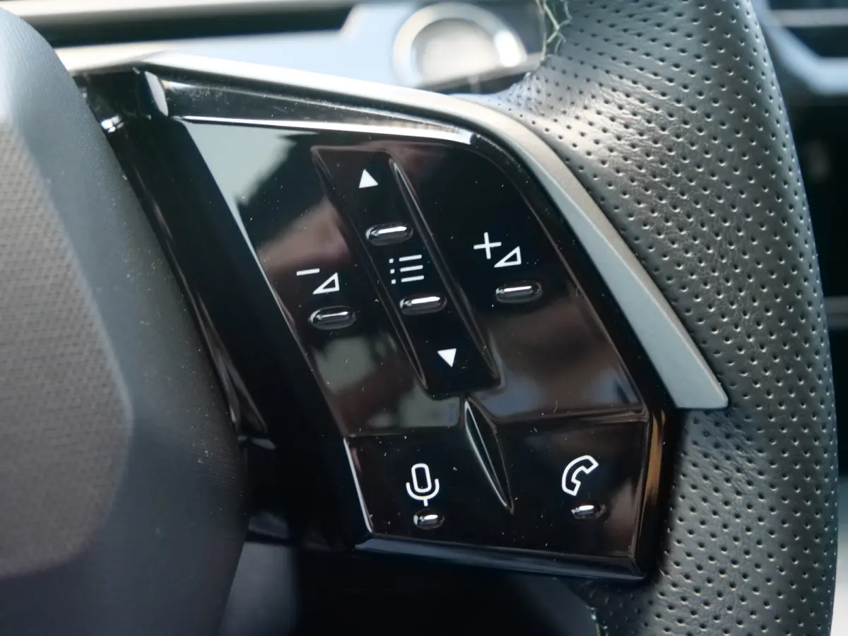 GT 73 kWh 210pk Automaat Keyless / Stoel-/Stuurverwarming / Adaptive Cruise / SOH 96,4%