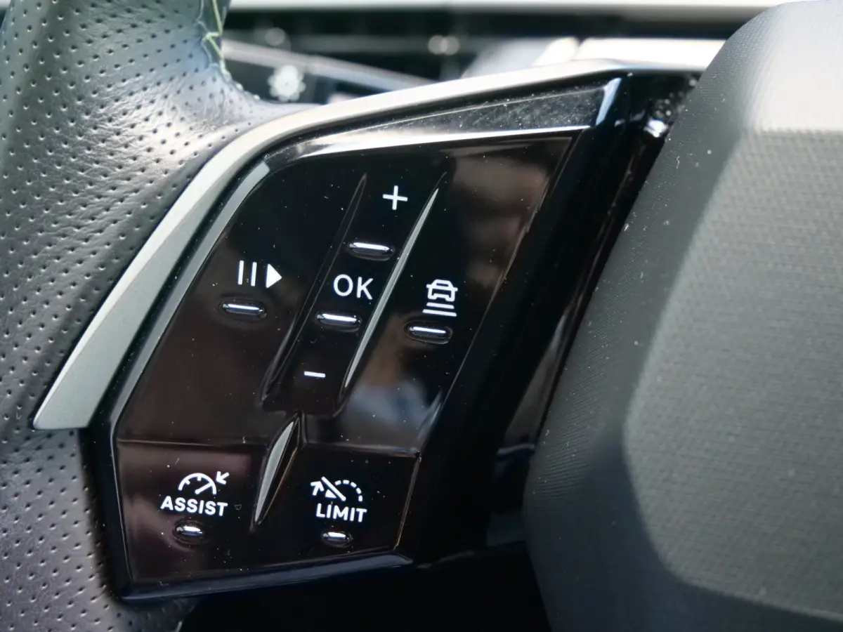 GT 73 kWh 210pk Automaat Keyless / Stoel-/Stuurverwarming / Adaptive Cruise / SOH 96,4%