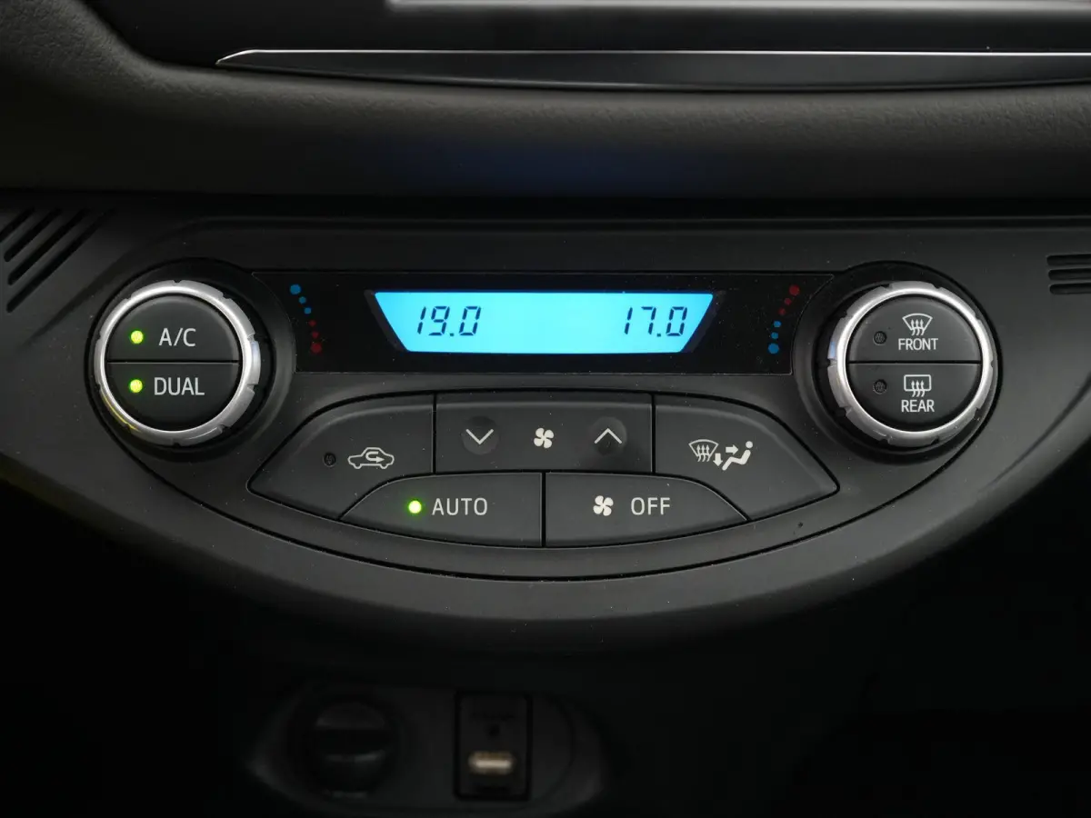 1.5 Hybrid Active | CAMERA | AUTOMAAT | CRUISE CONTROL | AIRCO | 12 MAANDEN GARANANTIE |