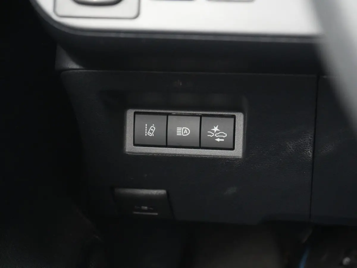 1.5 Hybrid Active | CAMERA | AUTOMAAT | CRUISE CONTROL | AIRCO | 12 MAANDEN GARANANTIE |
