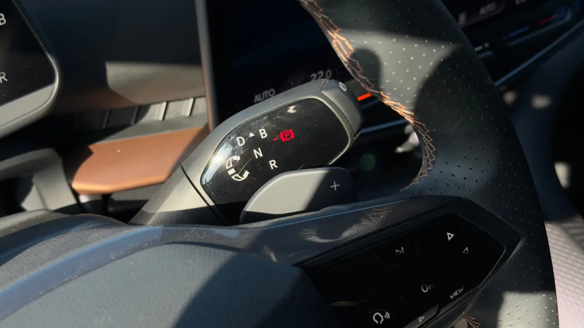 82 kWh 286pk Business | SOH 100% | Camera | Adaptive Cruise Control | Dodehoeksensor | Keyless | Elektrische Achterklep