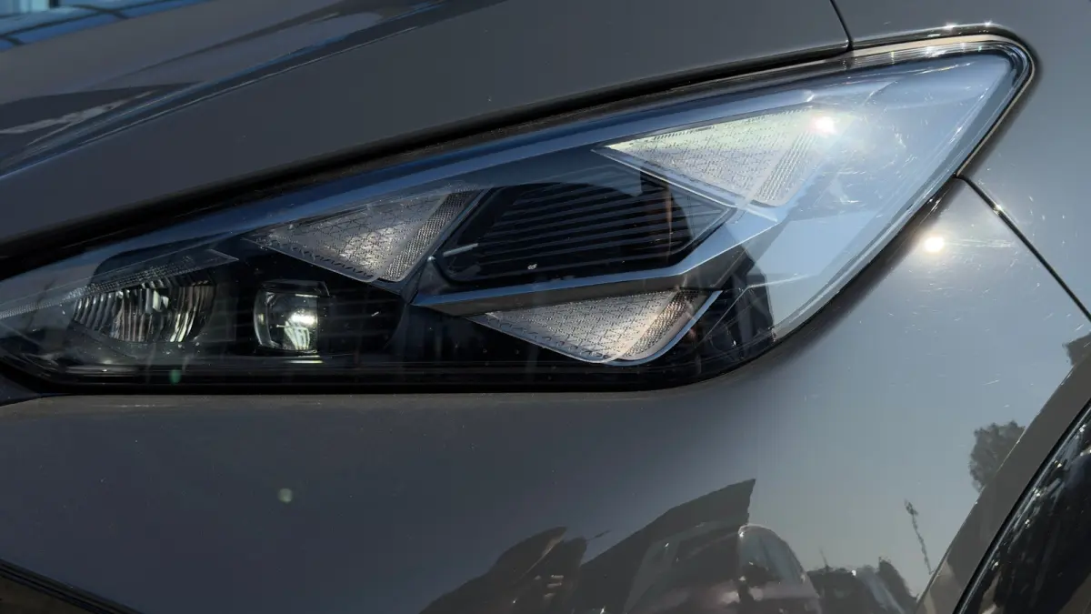 82 kWh 286pk Business | SOH 100% | Camera | Adaptive Cruise Control | Dodehoeksensor | Keyless | Elektrische Achterklep