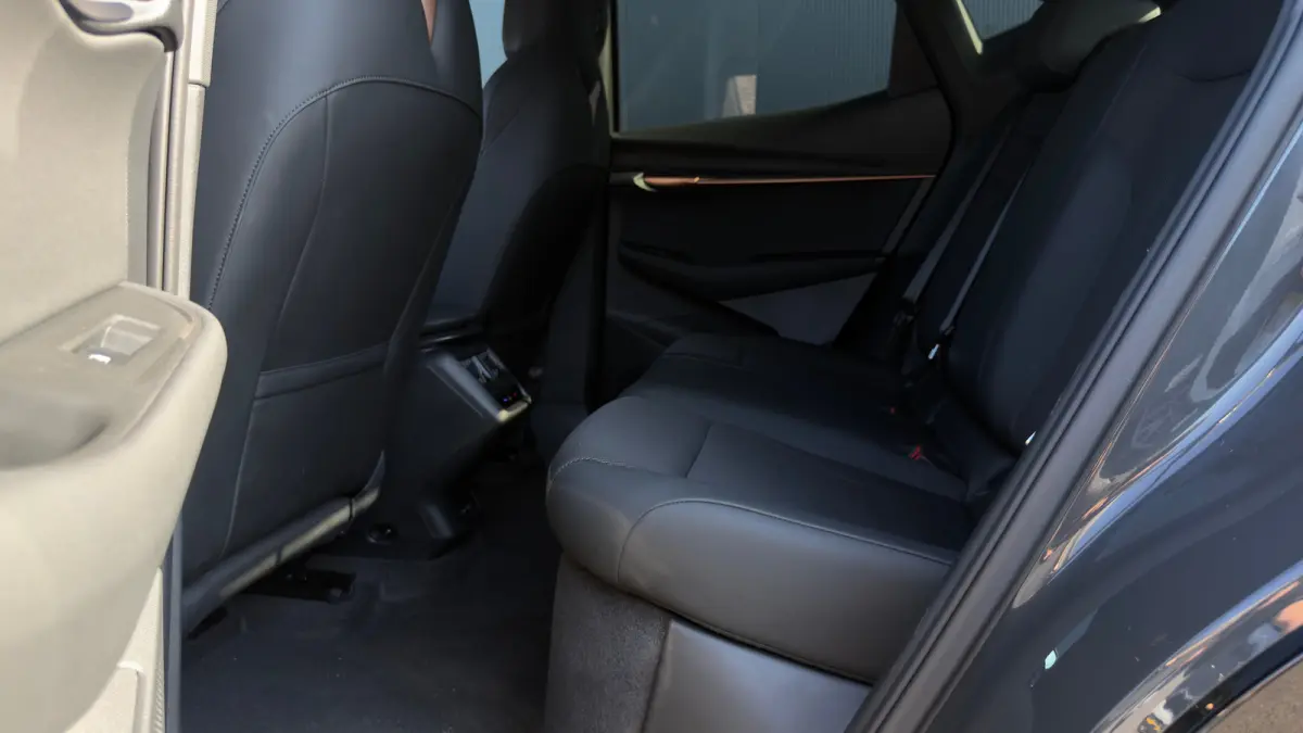 82 kWh 286pk Business | SOH 100% | Camera | Adaptive Cruise Control | Dodehoeksensor | Keyless | Elektrische Achterklep