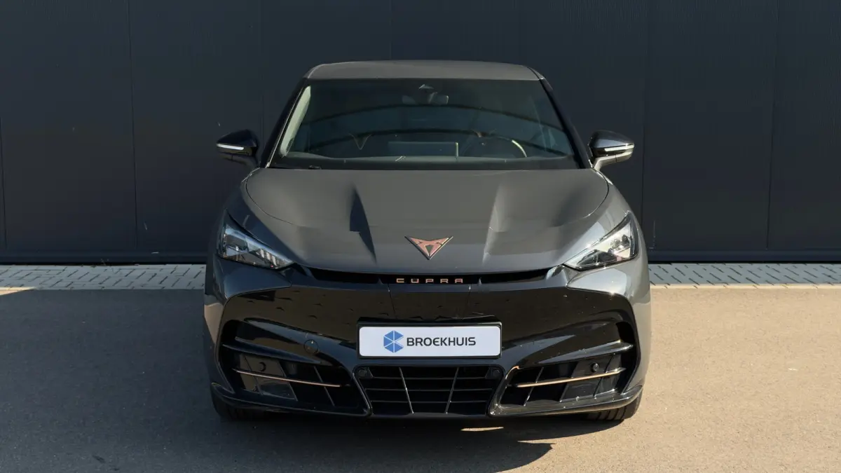 82 kWh 286pk Business | SOH 100% | Camera | Adaptive Cruise Control | Dodehoeksensor | Keyless | Elektrische Achterklep