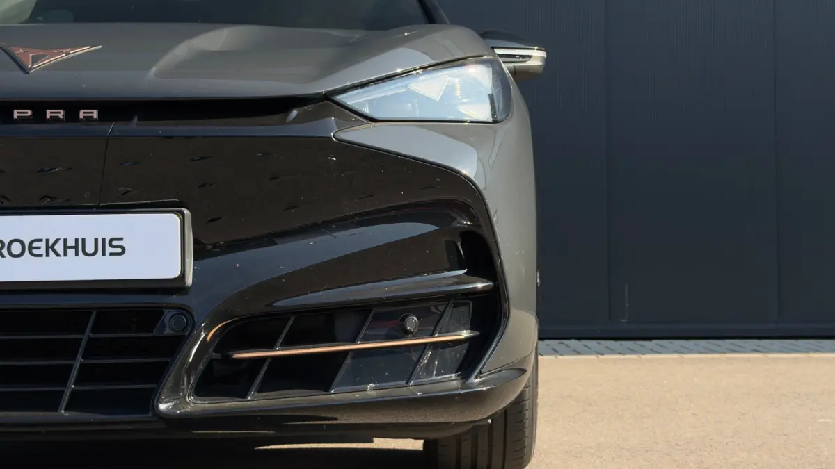 82 kWh 286pk Business | SOH 100% | Camera | Adaptive Cruise Control | Dodehoeksensor | Keyless | Elektrische Achterklep