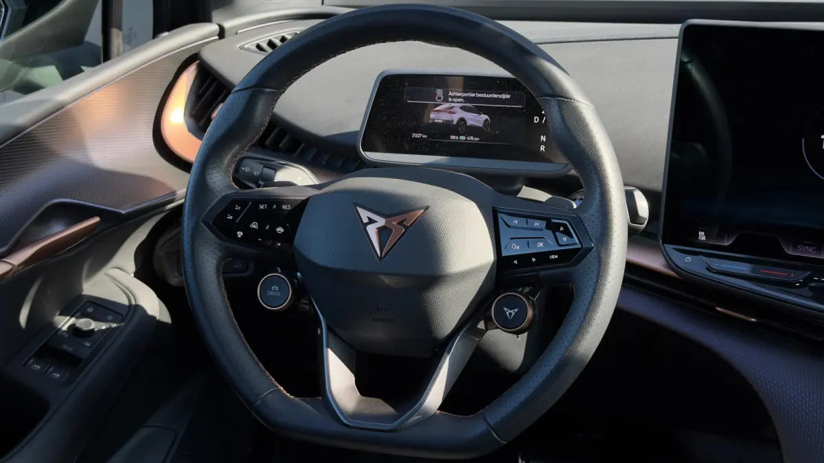 82 kWh 286pk Business | SOH 100% | Camera | Adaptive Cruise Control | Dodehoeksensor | Keyless | Elektrische Achterklep