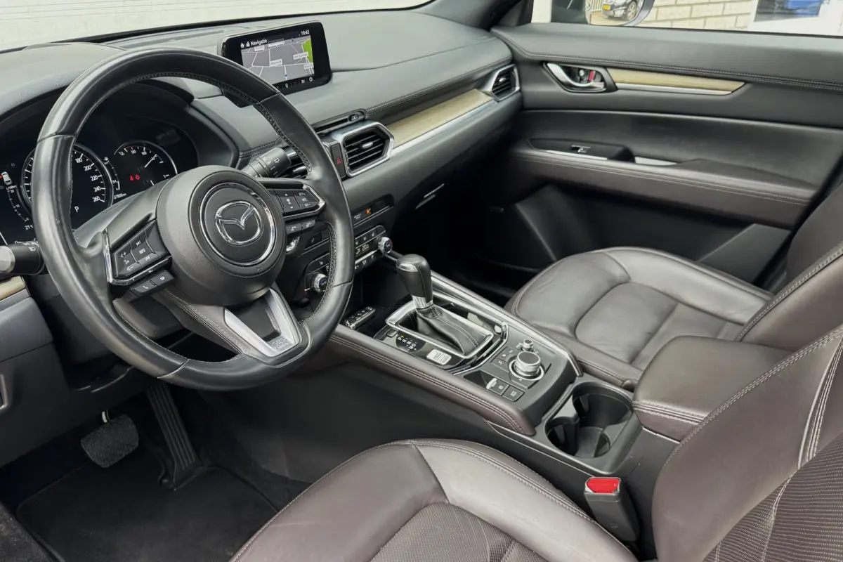 2.5 SkyActiv-G 194 Signature Schuifdak Trekhaak Leder ACC ´19